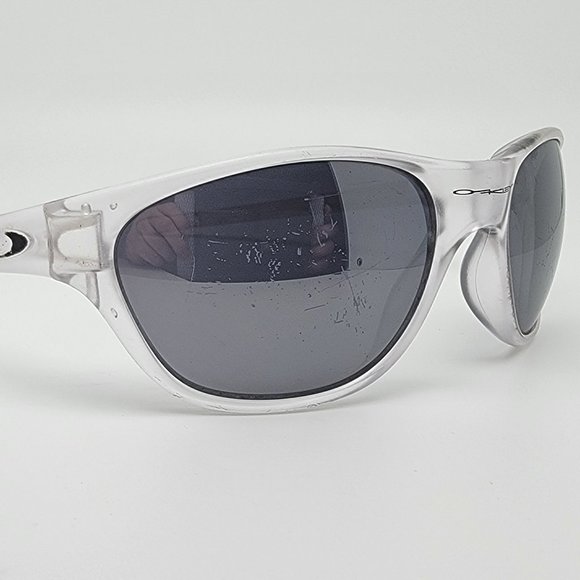 *SOLD* Oakley 03-102 New Frogskins Matte Clear Frame Black Iridium Lens Sunglass - Picture 5 of 12